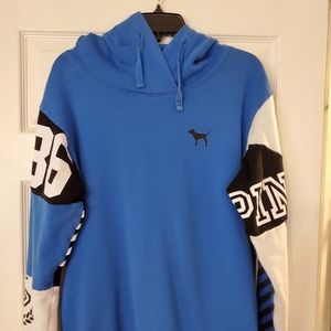 Large Pink V.S. hoodie with side pockets